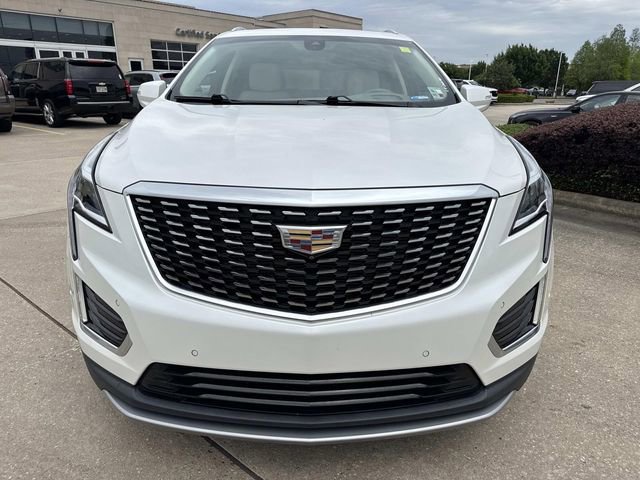 Used 2022 Cadillac XT5 Premium Luxury w/ Technology Package image 2