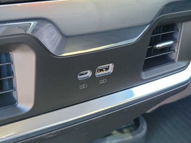 Certified 2024 Chevrolet Silverado 1500 LTZ AWD/4WD image 14