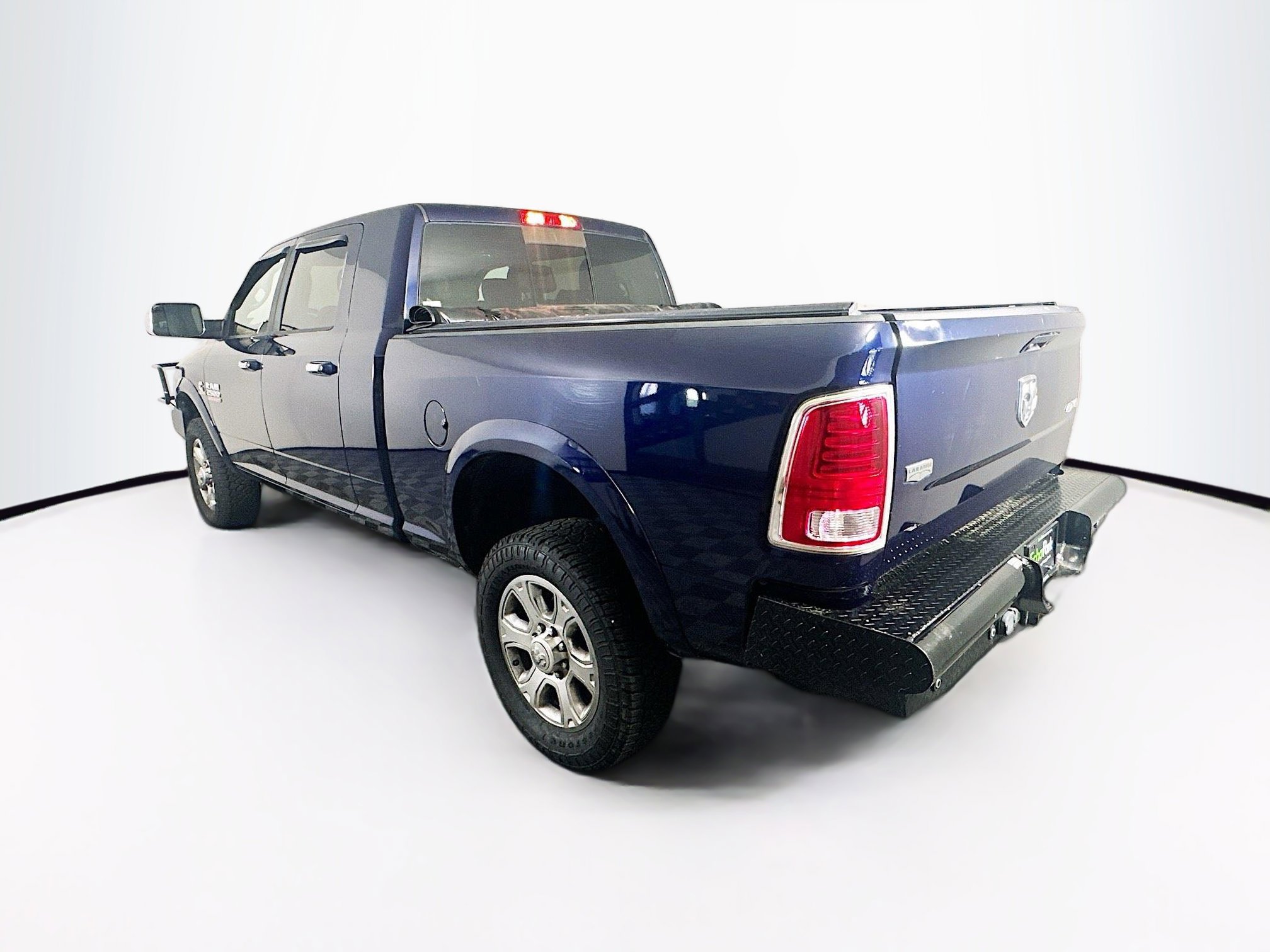 Used 2016 RAM 2500 Laramie w/ Convenience Group AWD/4WD image 5