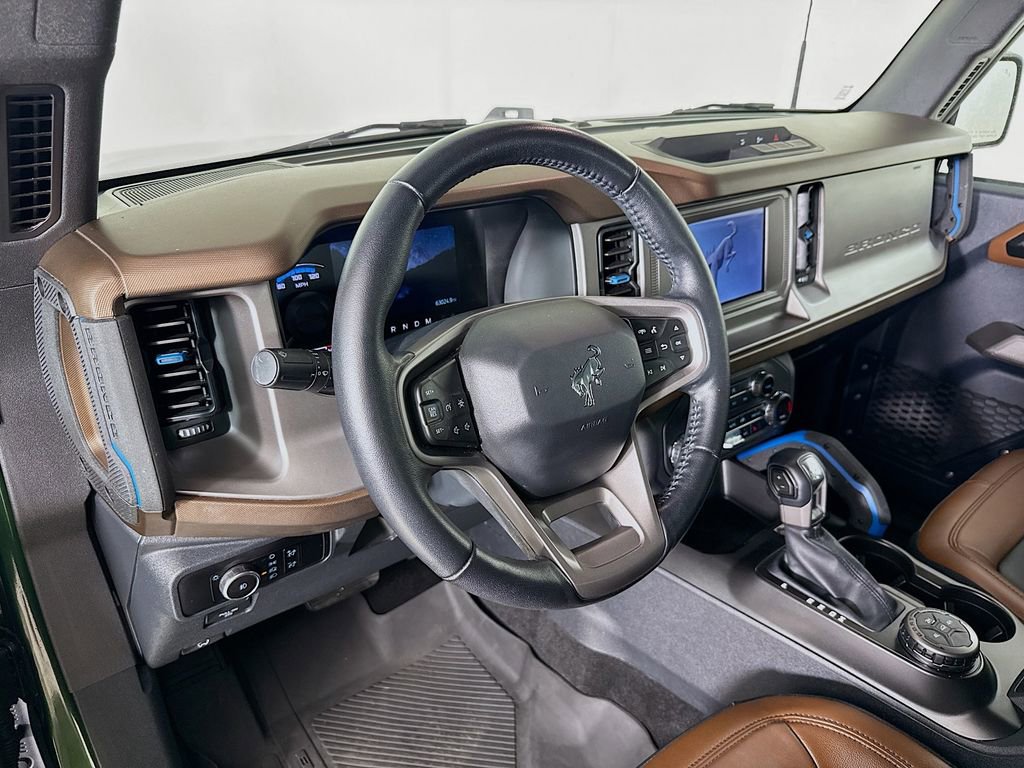Used 2023 Ford Bronco Outer Banks image 9