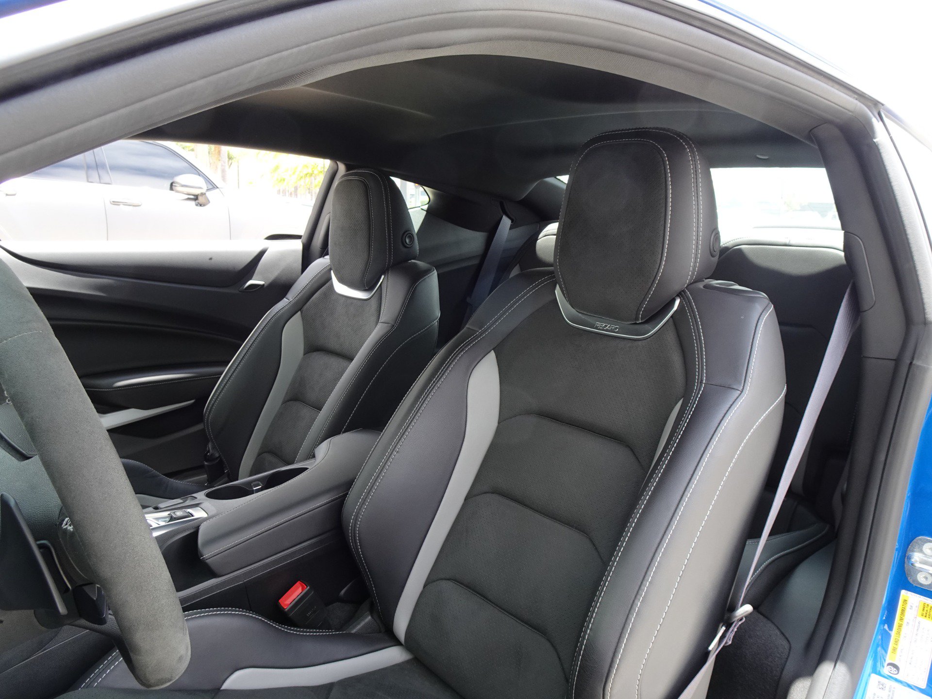 Used 2017 Chevrolet Camaro SS RWD image 12