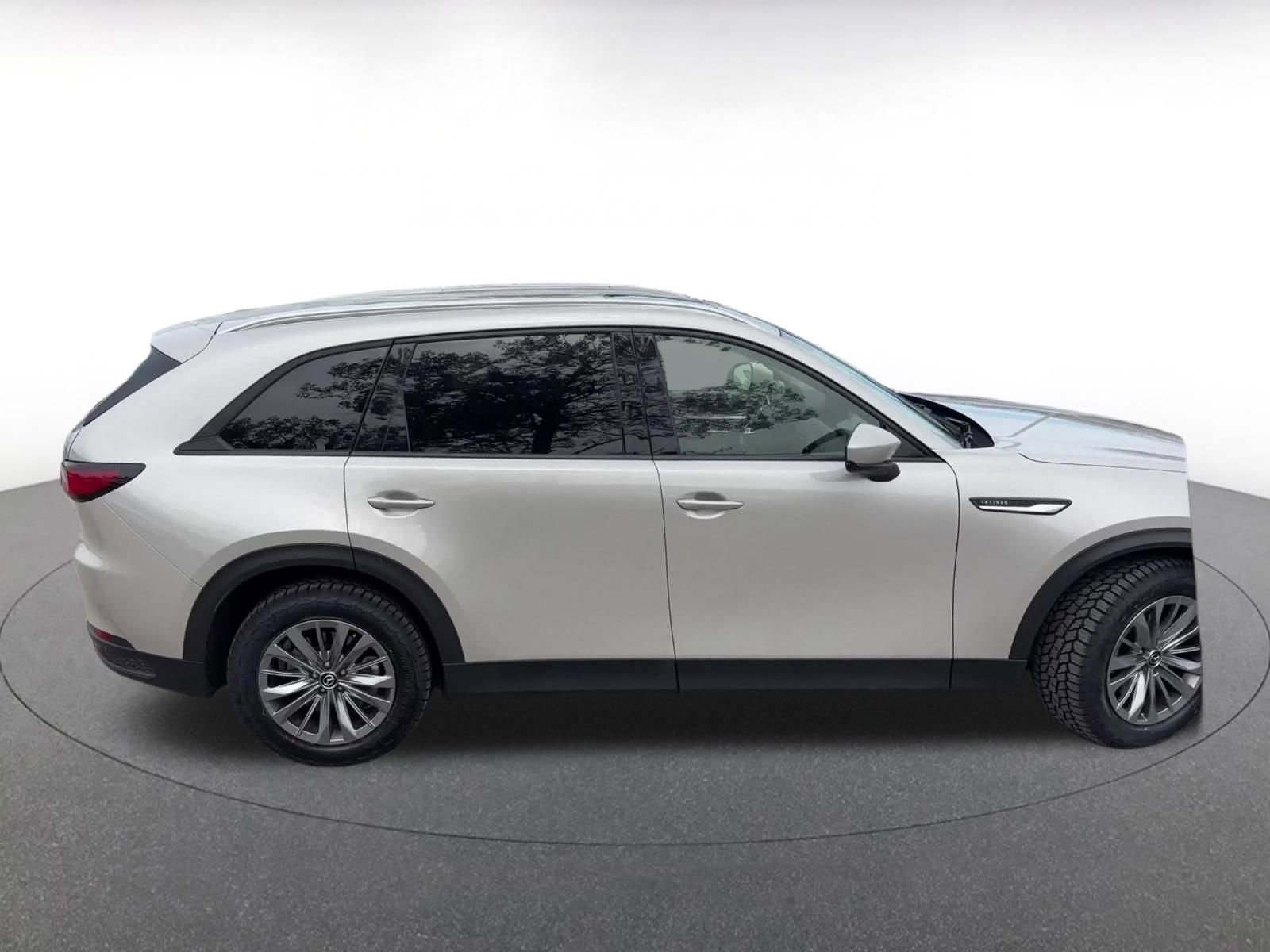 Used 2025 MAZDA CX-90 3.3 Turbo w/ Preferred Package AWD/4WD image 16