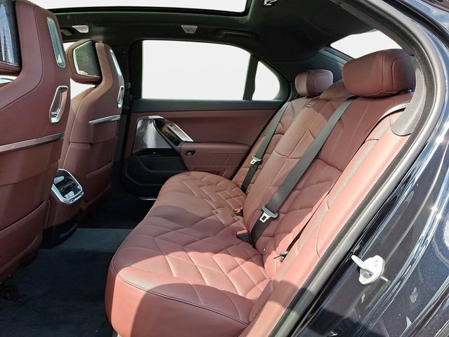 New 2026 BMW 740i xDrive AWD/4WD image 9