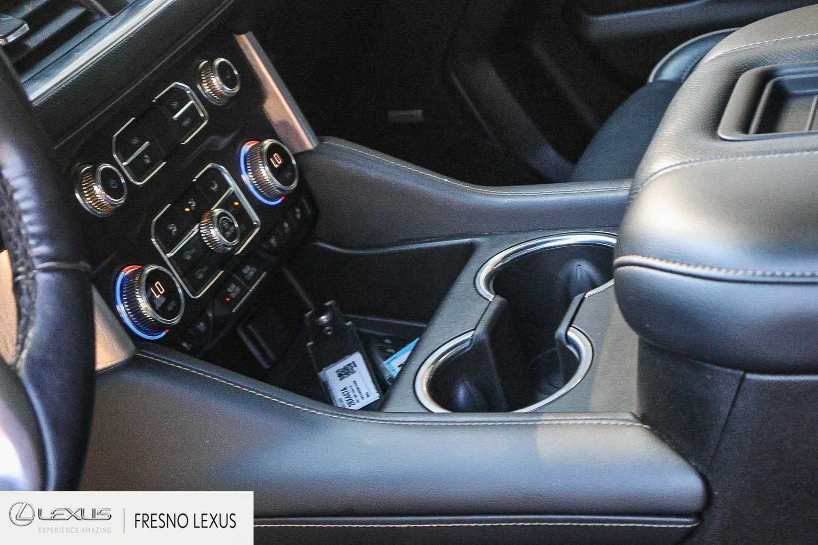 Used 2021 GMC Yukon XL SLT w/ SLT Luxury Plus Package image 23