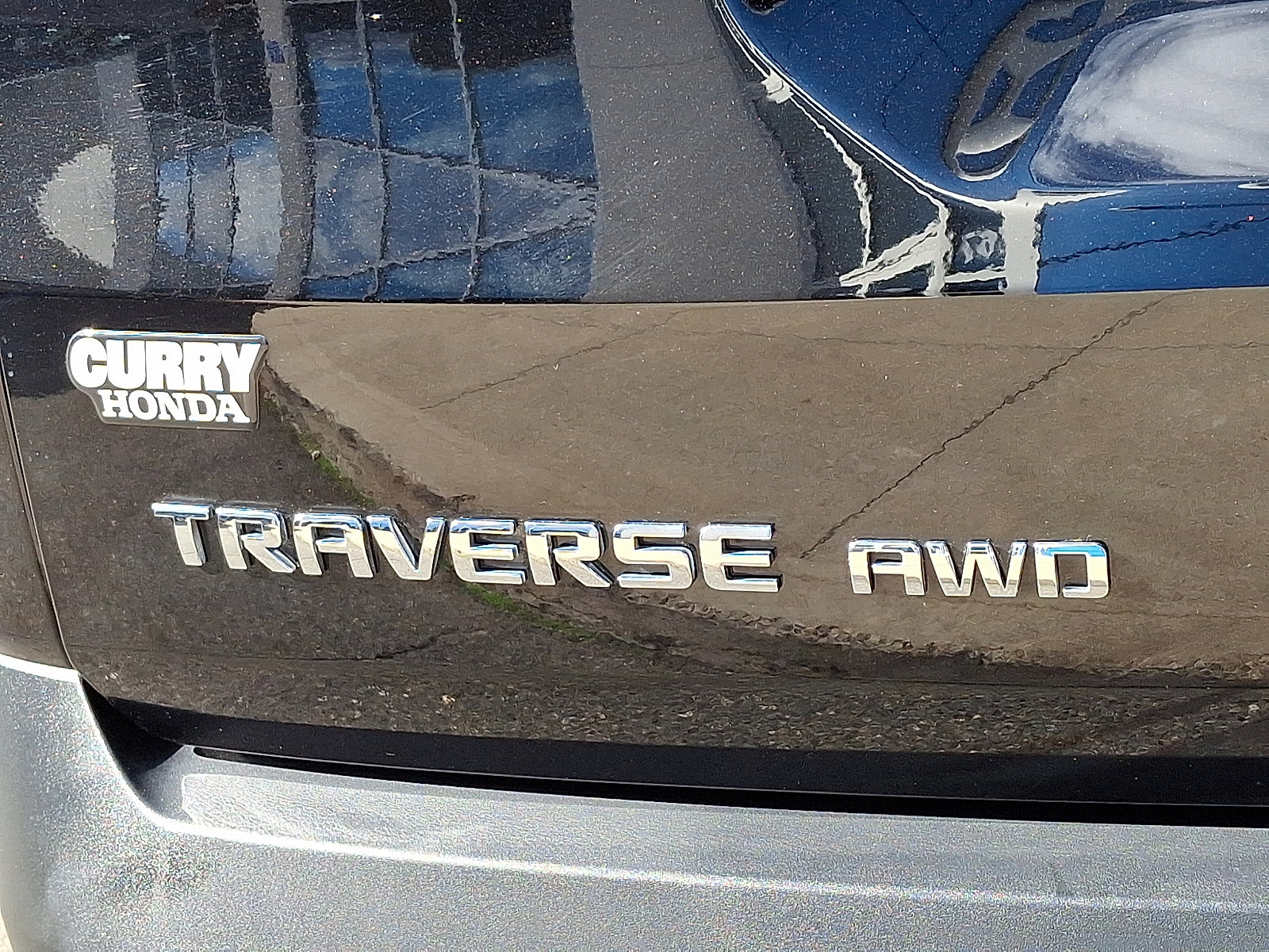 Used 2022 Chevrolet Traverse LT image 37