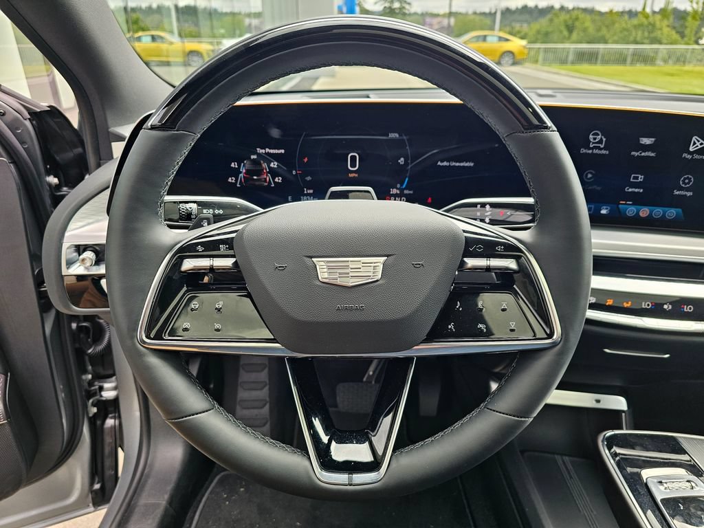 Used 2026 Cadillac Lyriq Sport AWD/4WD image 24