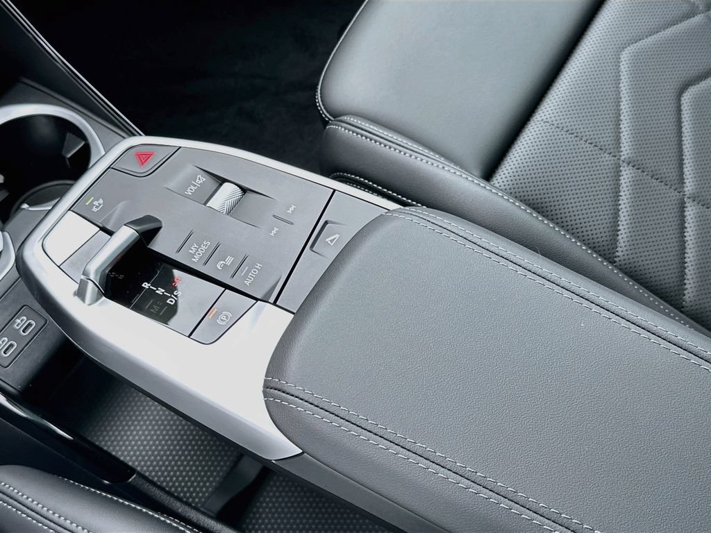 New 2027 BMW X1 xDrive28i AWD/4WD image 17