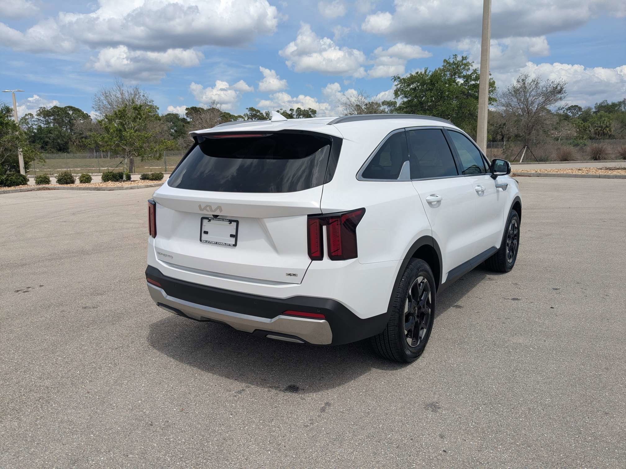 Certified 2026 Kia Sorento S AWD/4WD image 5