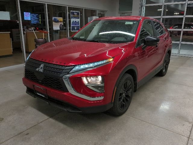 Used 2022 Mitsubishi Eclipse Cross LE AWD/4WD image 1