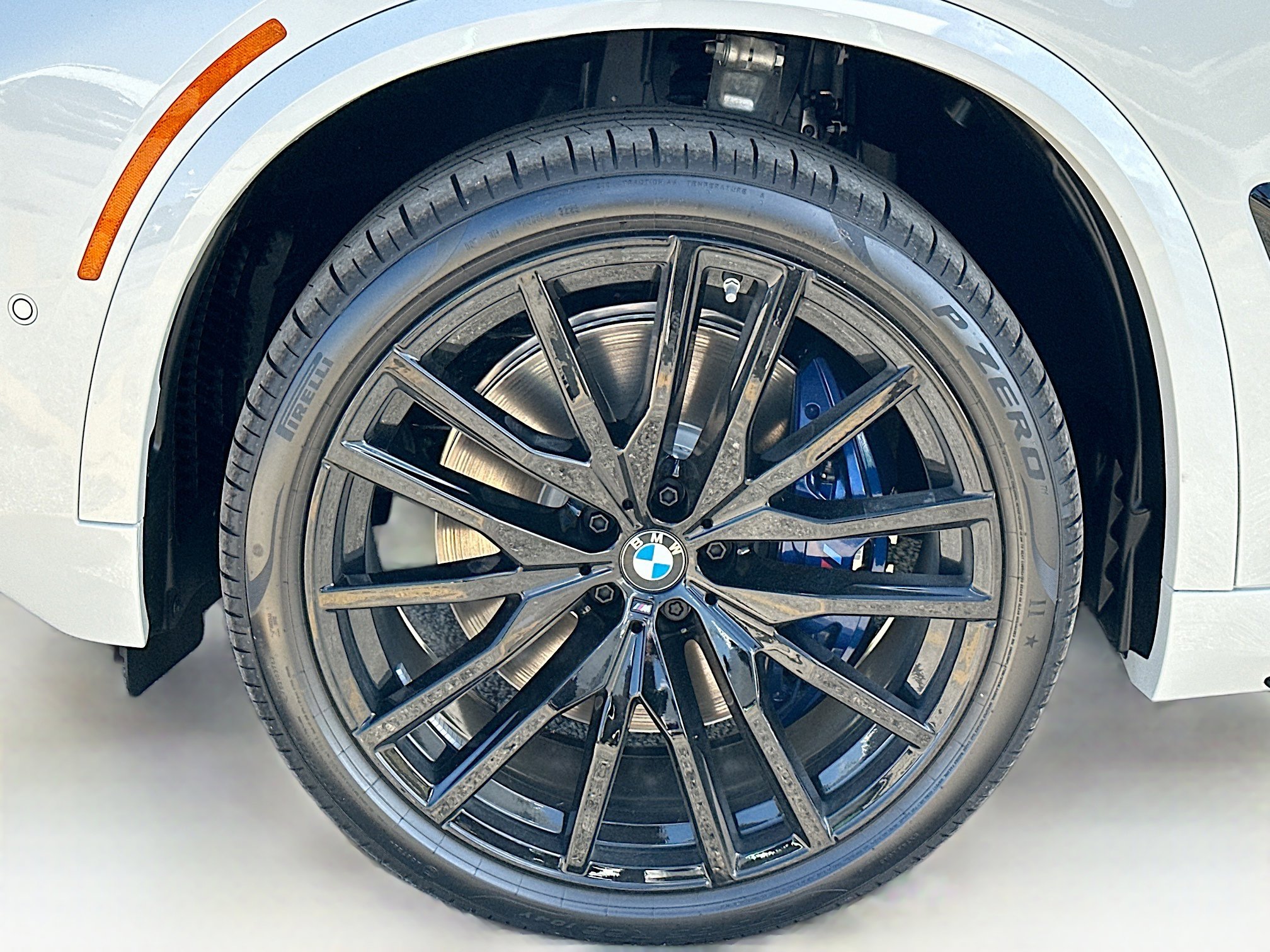 Used 2026 BMW X5 M60i image 26