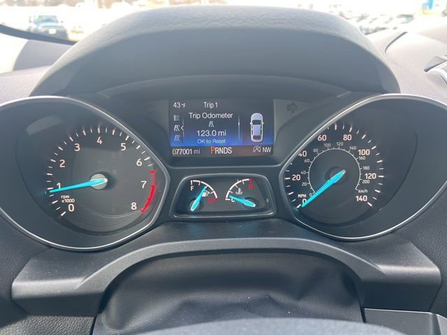 Used 2017 Ford Escape SE w/ Equipment Group 201A image 10