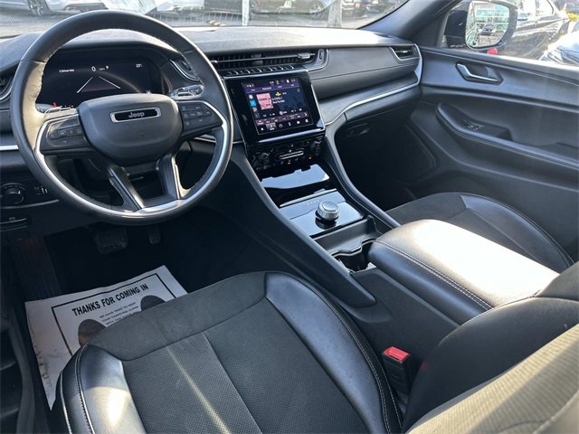 Certified 2024 Jeep Grand Cherokee Altitude image 13