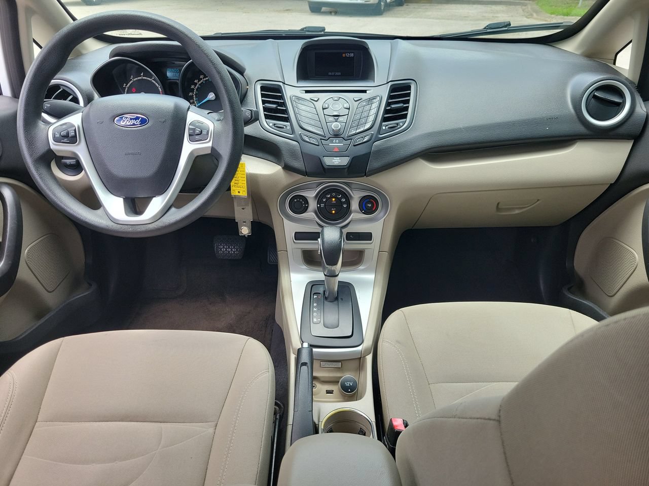 Used 2018 Ford Fiesta SE FWD image 12