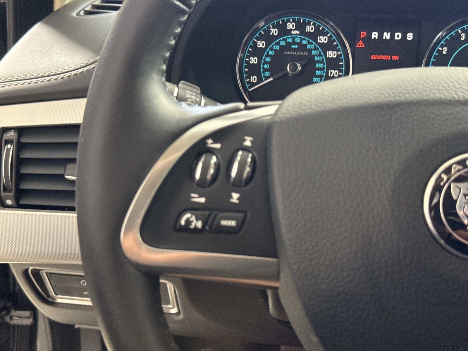 Used 2015 Jaguar XF Portfolio AWD/4WD image 27