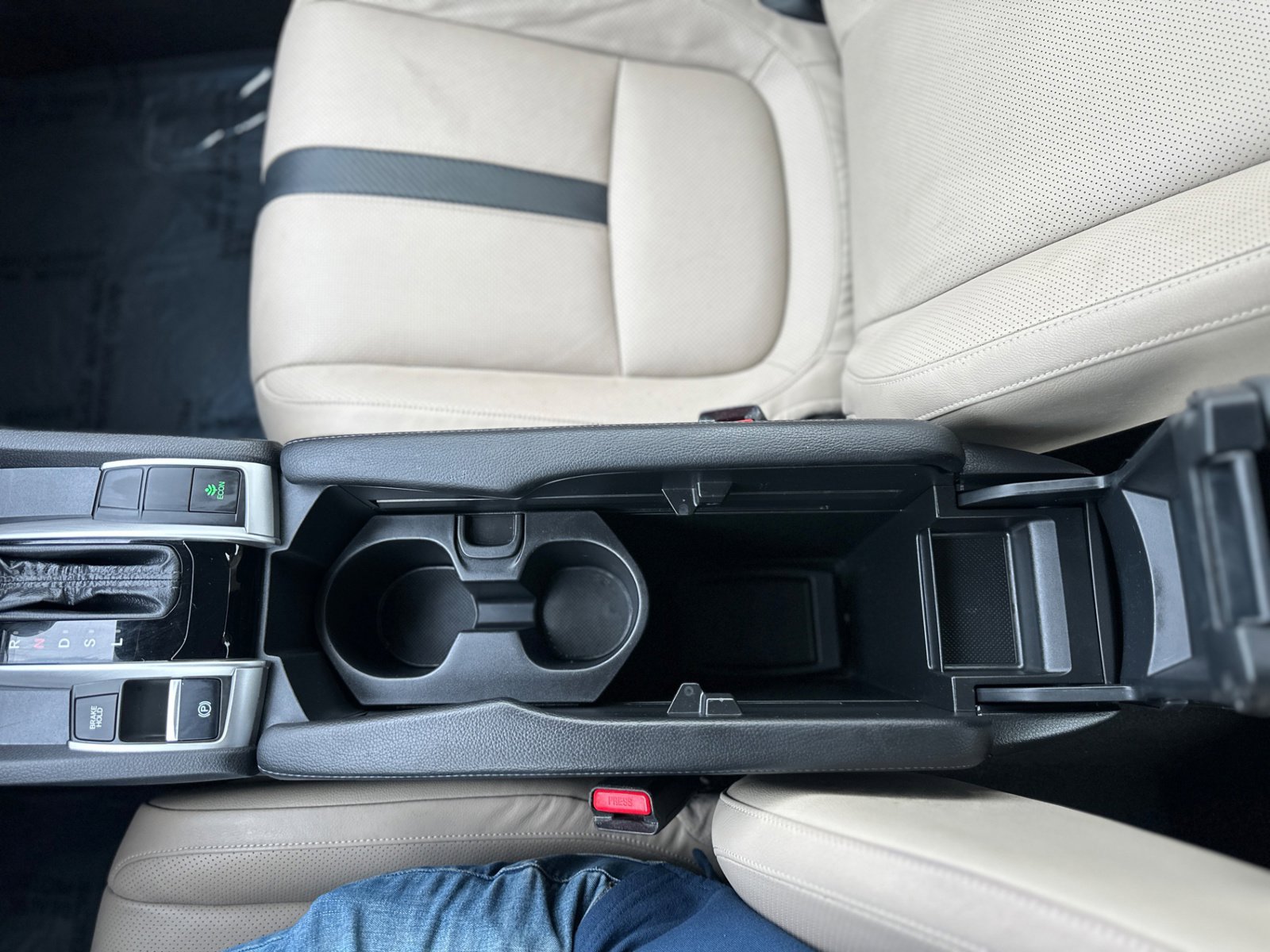 Used 2018 Honda Civic Touring image 34