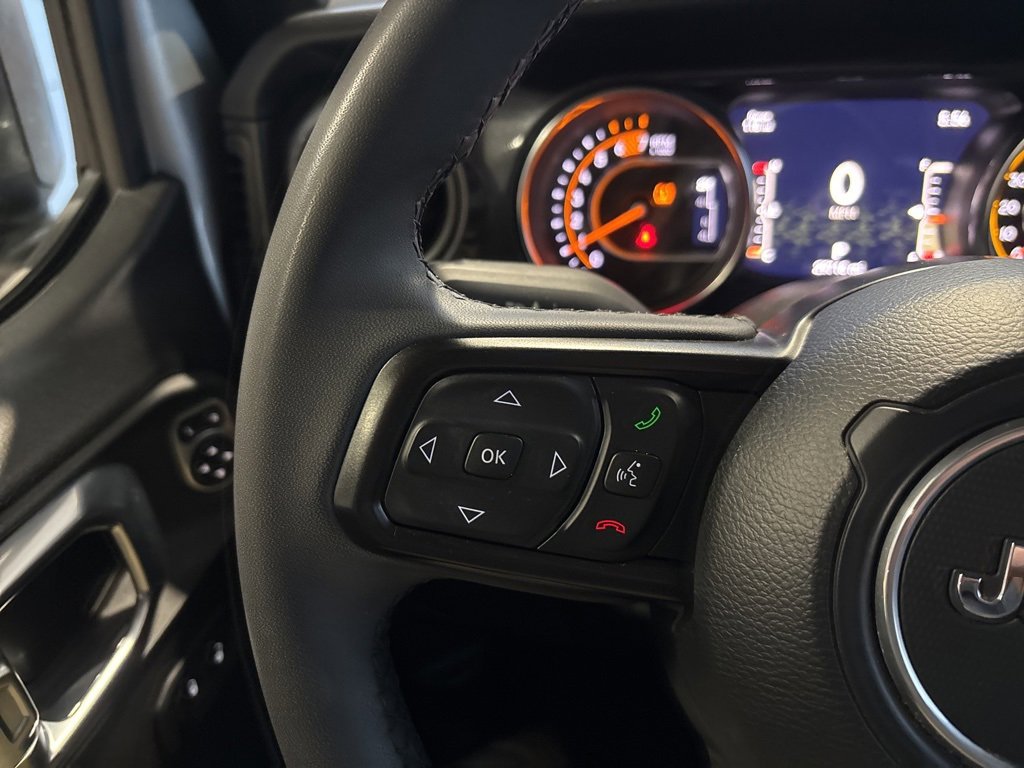 Used 2023 Jeep Wrangler Sport image 15