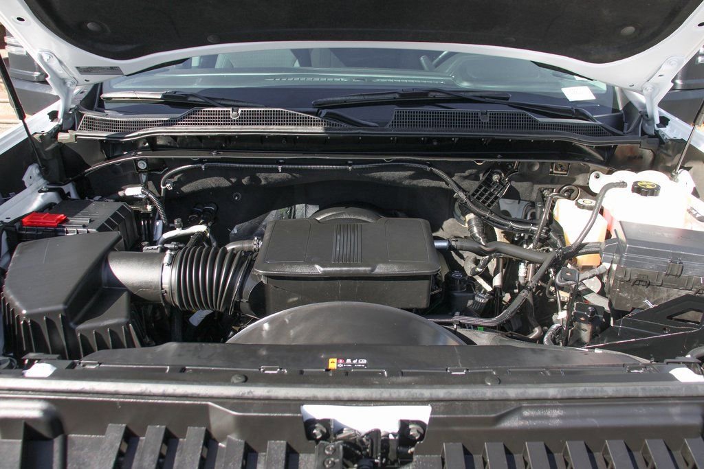 Used 2025 Chevrolet Silverado 2500 LT w/ Convenience Package image 11