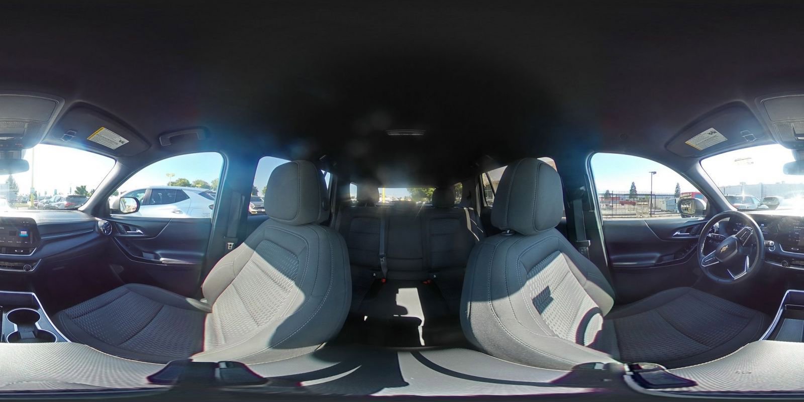 Used 2025 Chevrolet Equinox LT FWD image 41