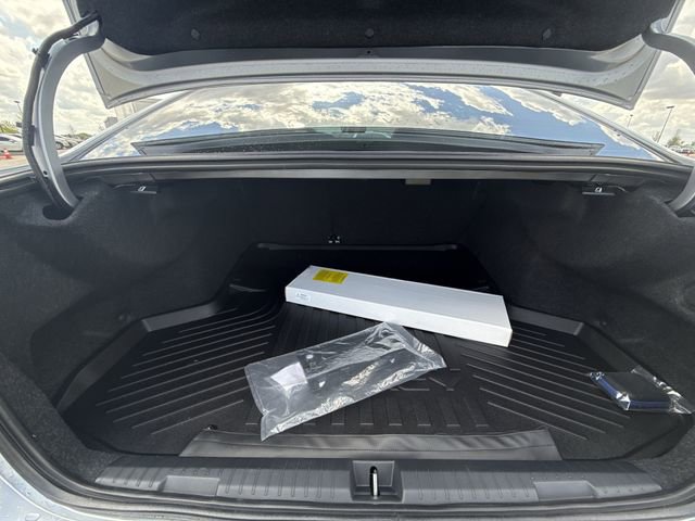 Used 2025 Subaru Legacy Limited image 24