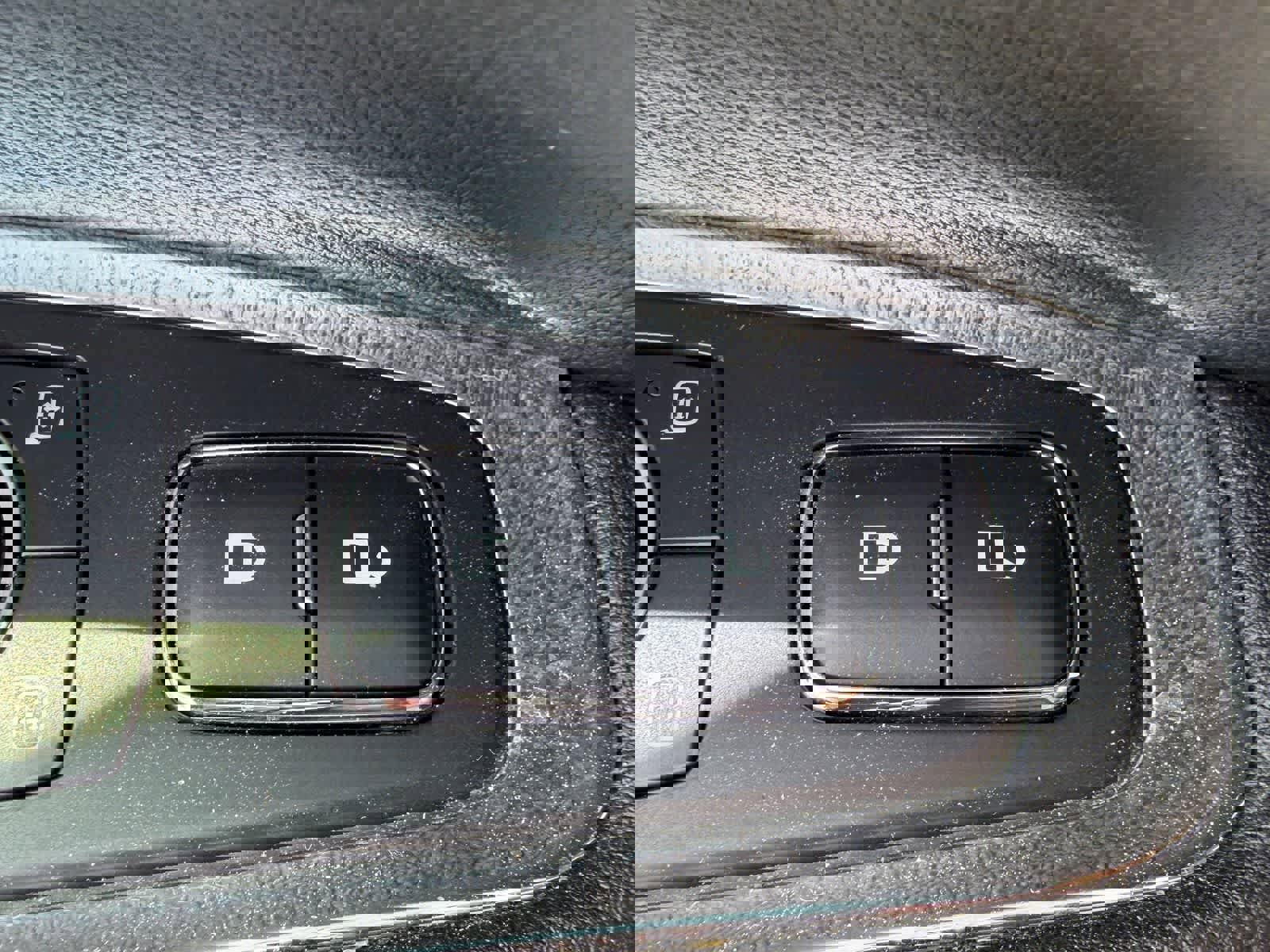 Used 2017 Lincoln Continental Premiere FWD image 8