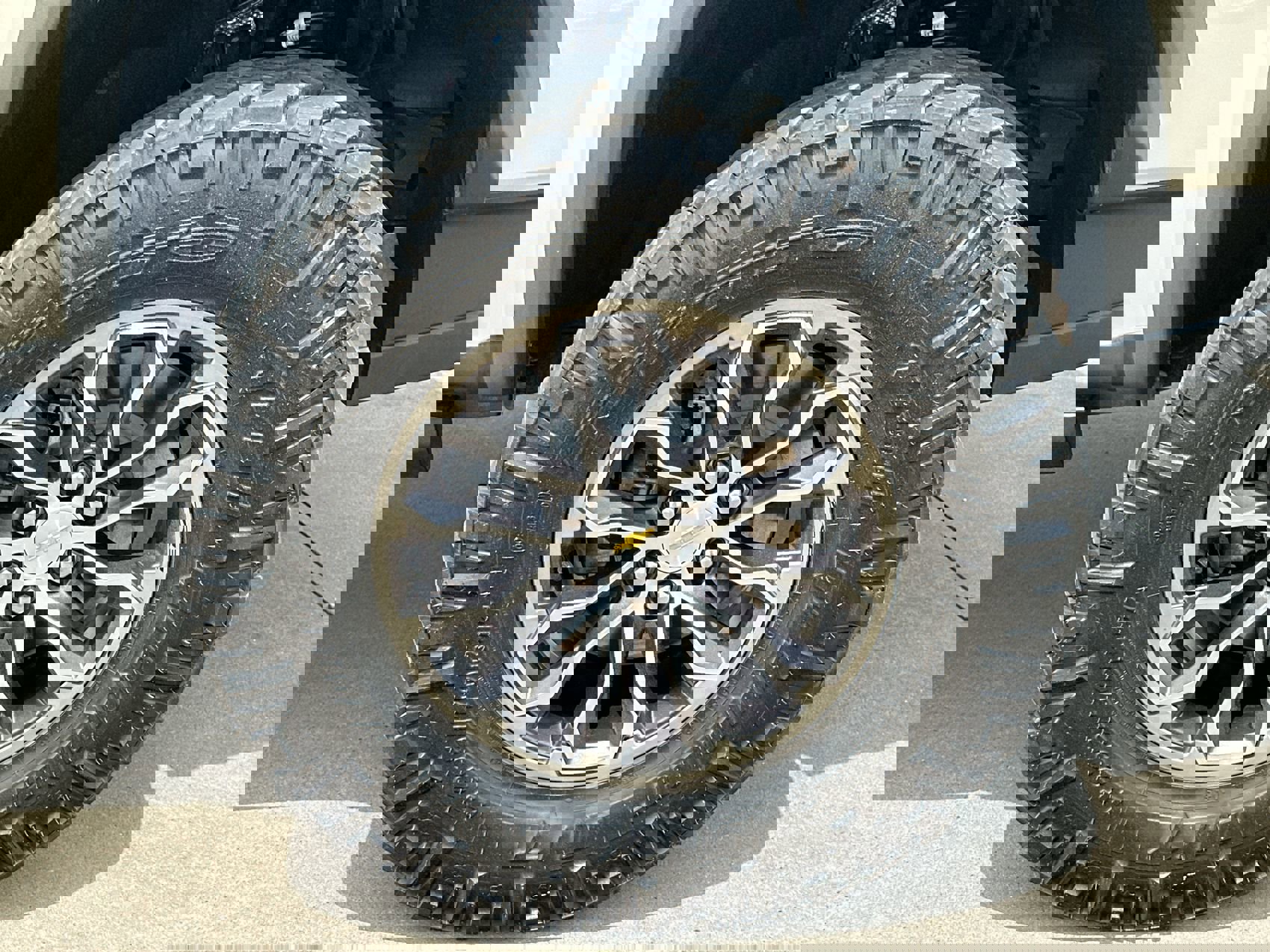 Used 2022 Chevrolet Colorado ZR2 image 24