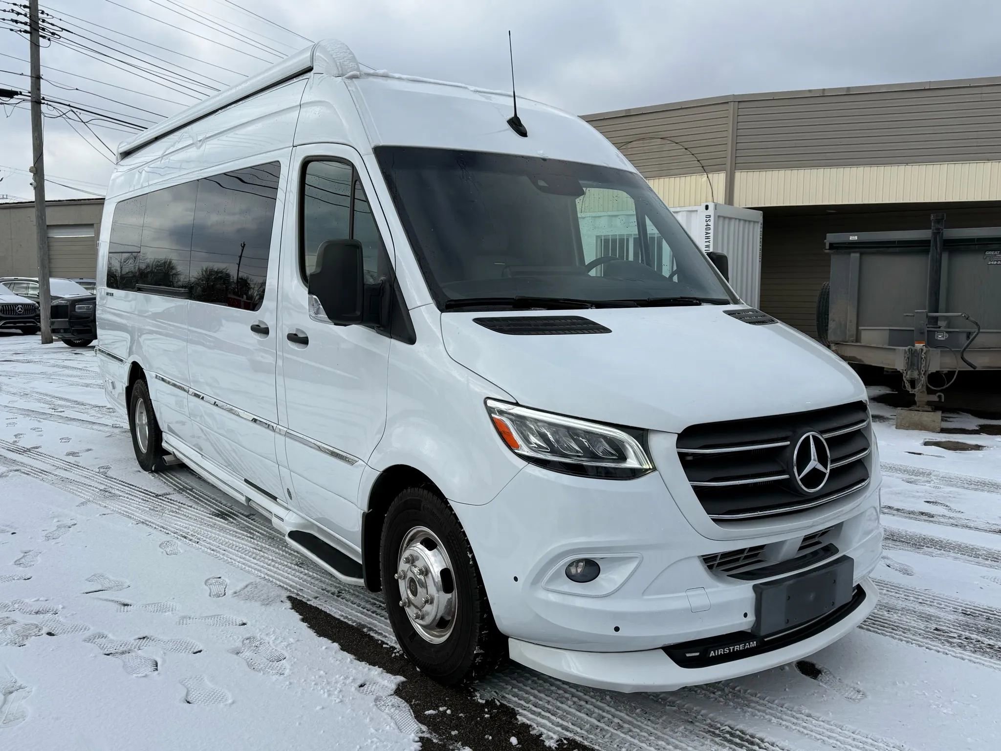 Used 2022 Mercedes-Benz Sprinter 3500 w/ Parking Package image 20