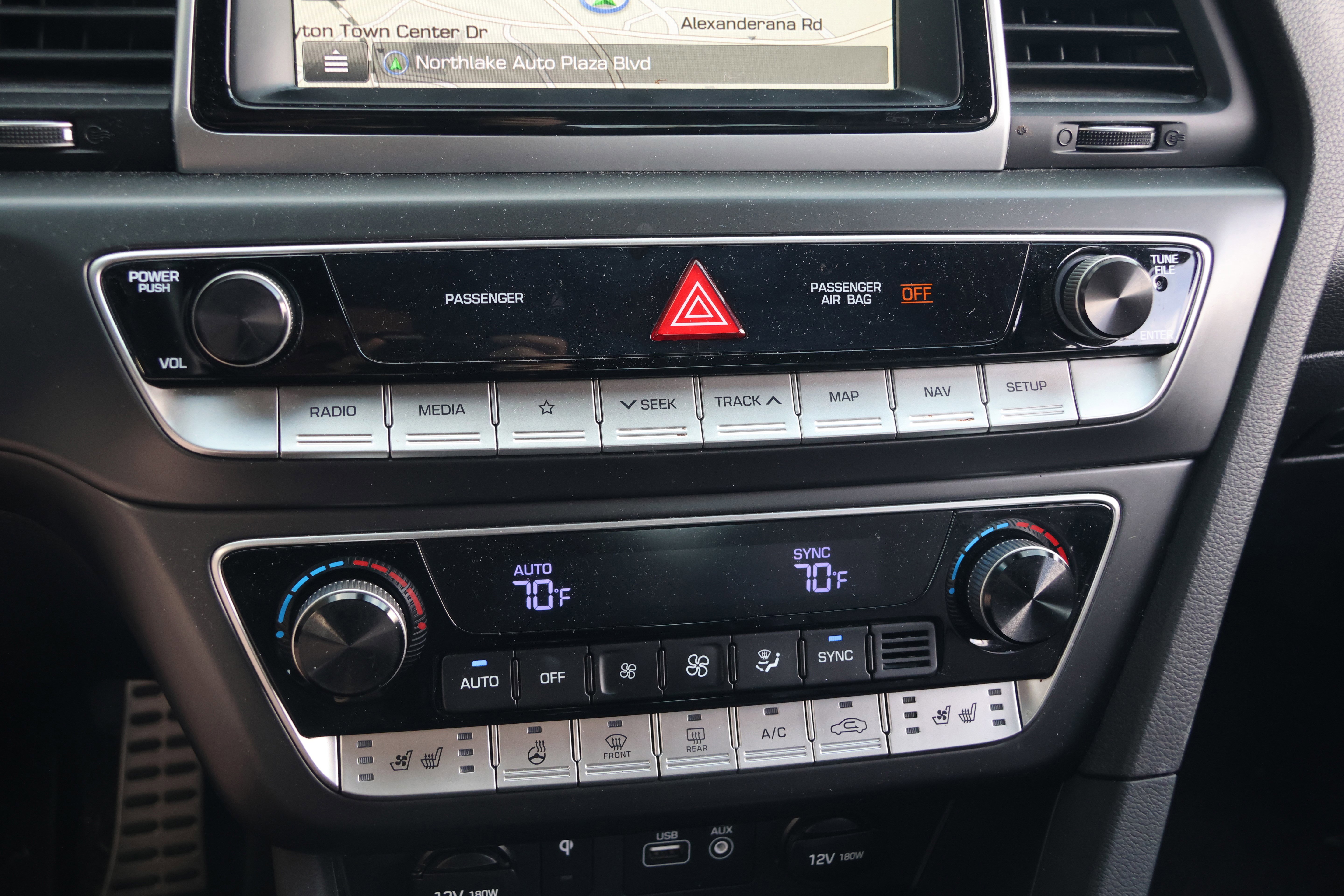 Used 2018 Hyundai Sonata Limited image 26