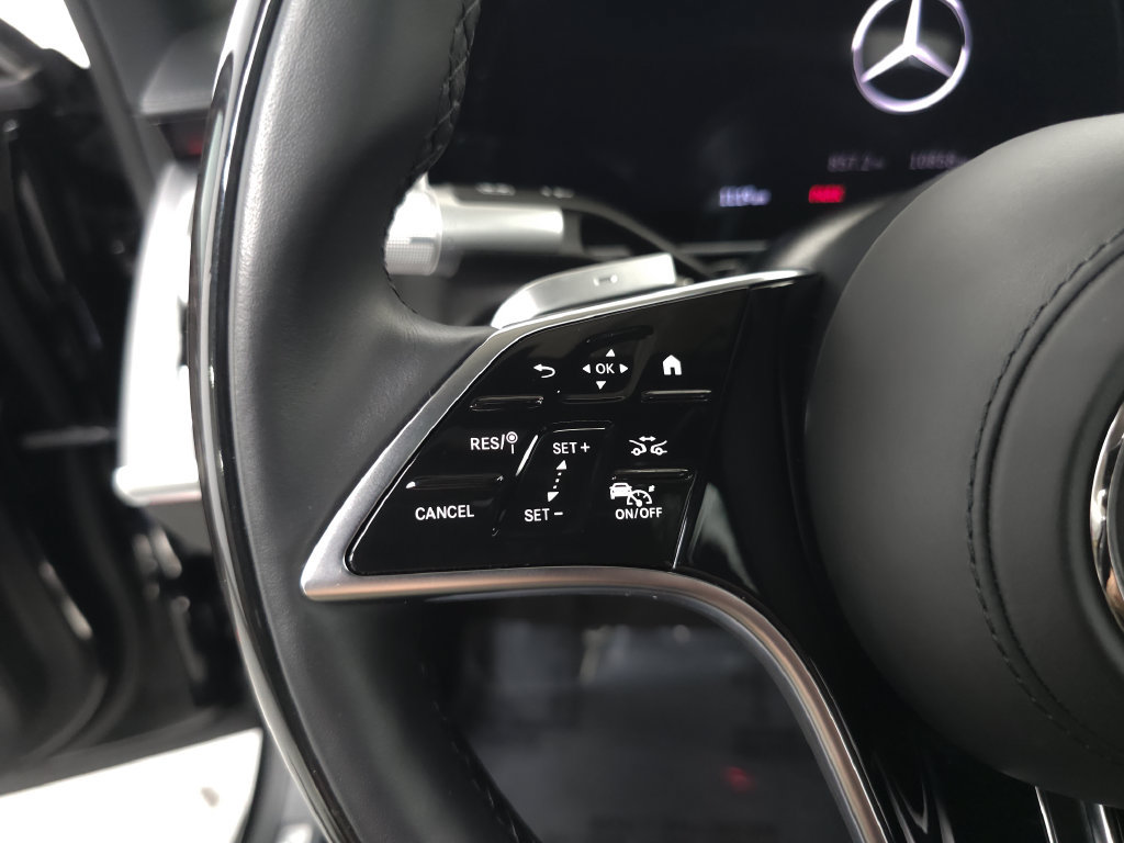 Used 2025 Mercedes-Benz S 580 4MATIC Sedan image 11