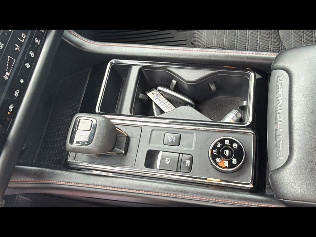 Used 2023 Nissan Pathfinder SV AWD/4WD image 20