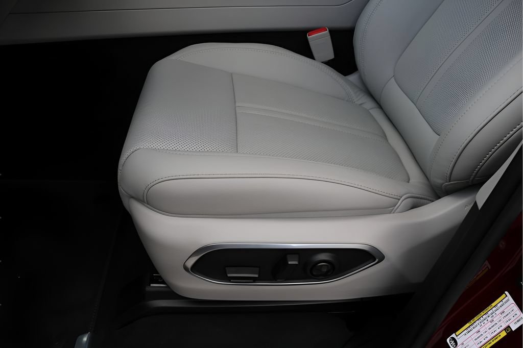 New 2026 Jeep Grand Wagoneer Limited AWD/4WD image 14