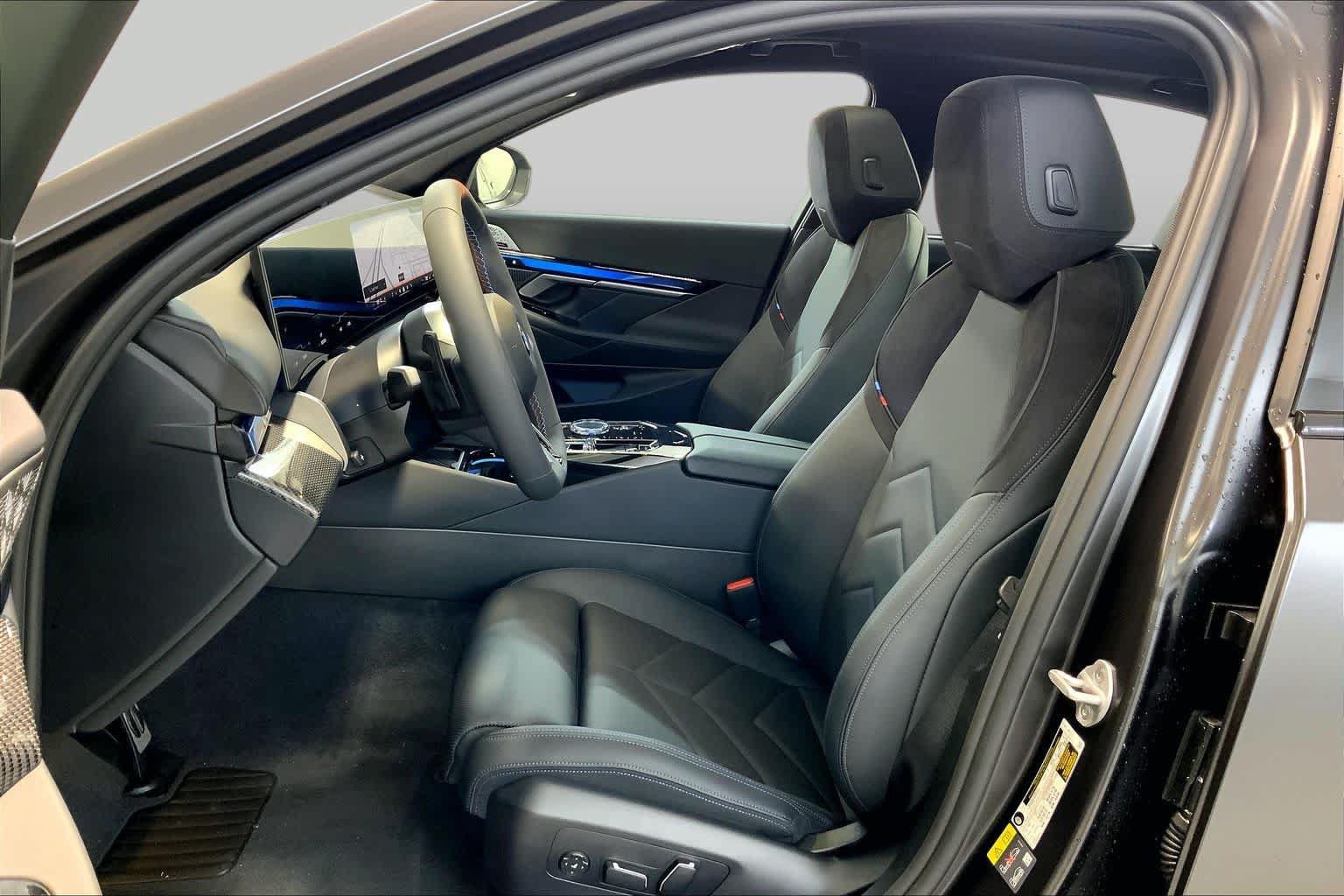 New 2027 BMW i5 M60 w/ Executive Package AWD/4WD image 9