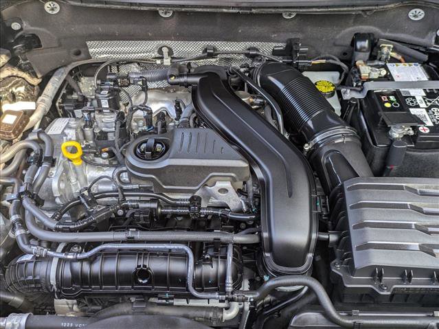 Used 2024 Volkswagen Taos SE image 23