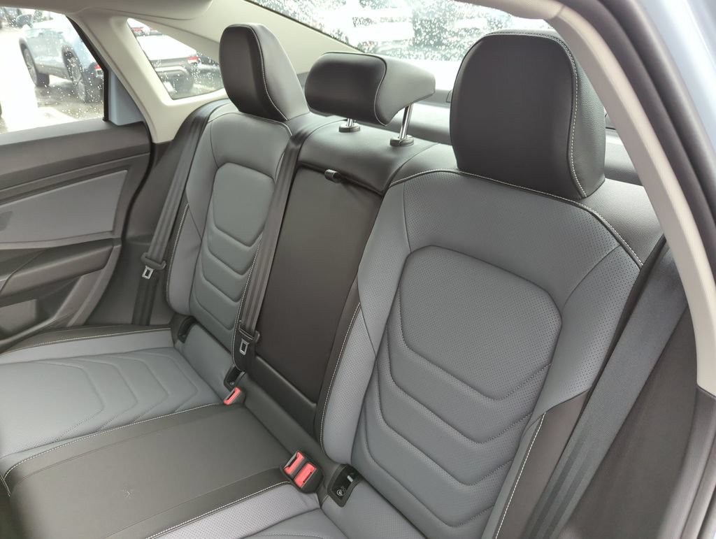 New 2026 Volkswagen Jetta SEL FWD image 25