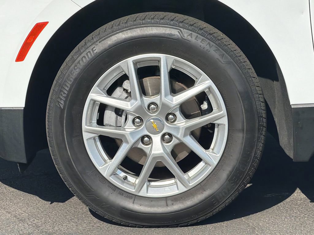 Used 2022 Chevrolet Equinox LS w/ LPO, Floor Liner Package AWD/4WD image 24