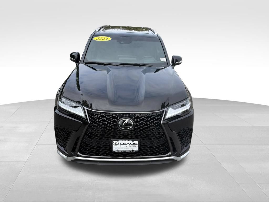Used 2024 Lexus LX 600 F Sport AWD/4WD image 2