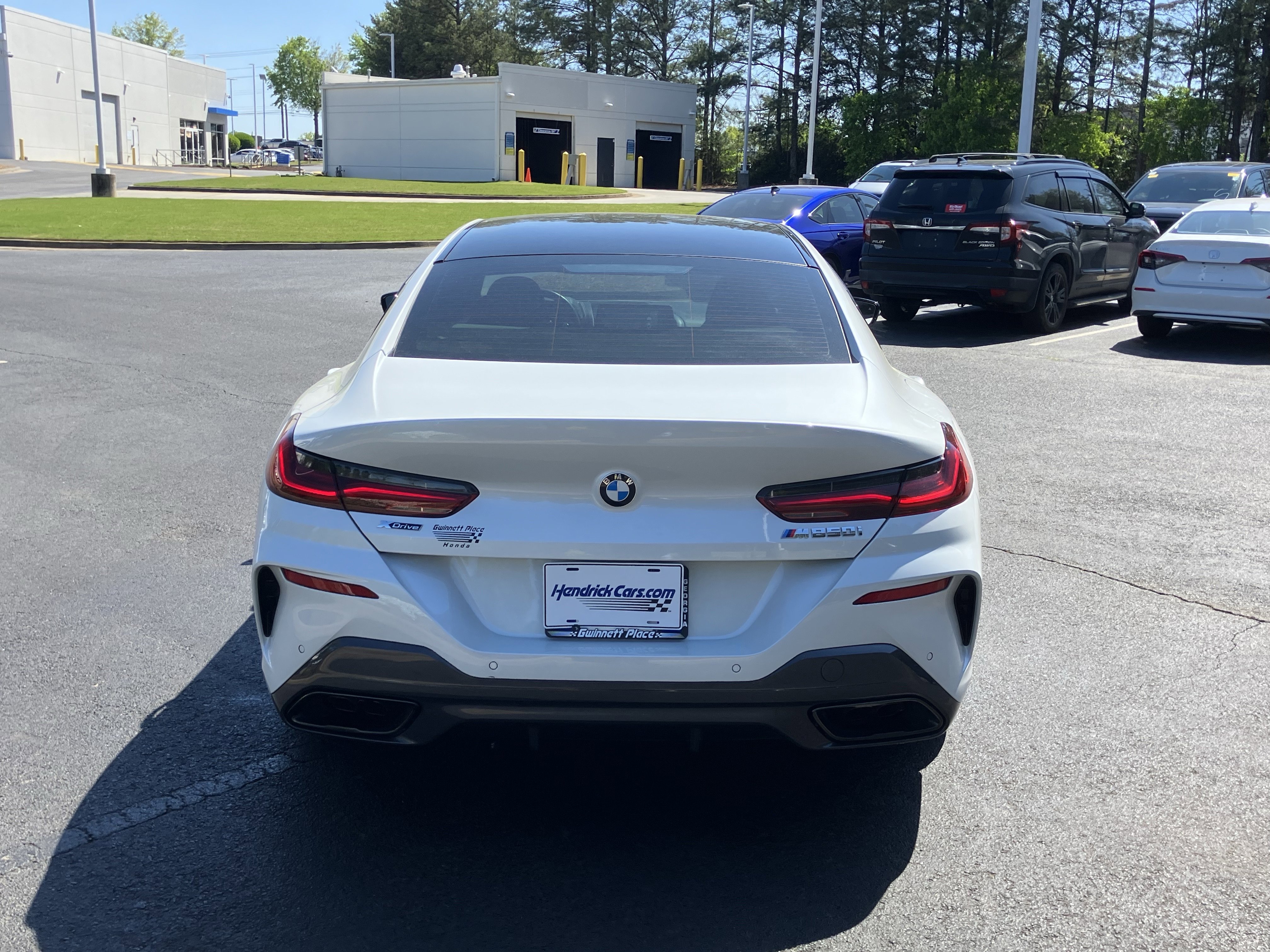 Used 2025 BMW M850i xDrive w/ M Sport Professional Package image 9