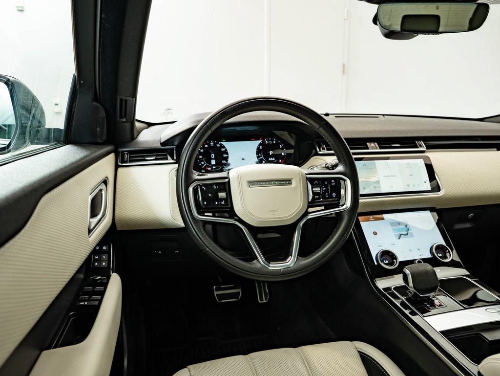 Used 2023 Land Rover Range Rover Velar R-Dynamic S AWD/4WD image 33