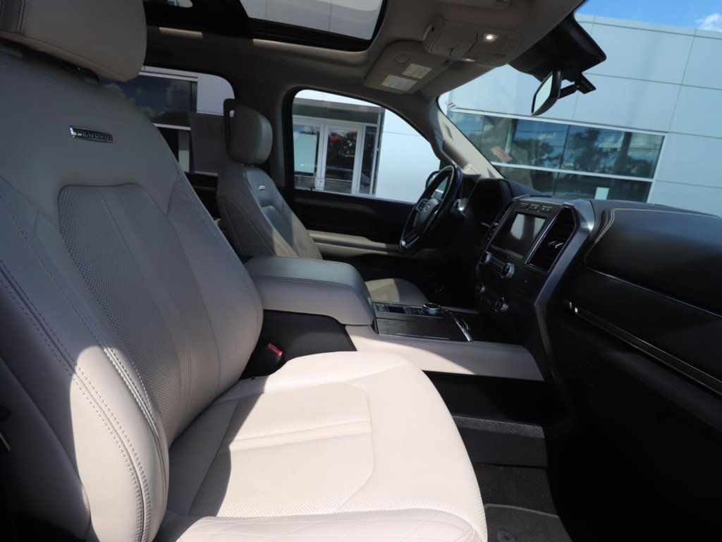 Used 2019 Ford Expedition Platinum RWD image 26