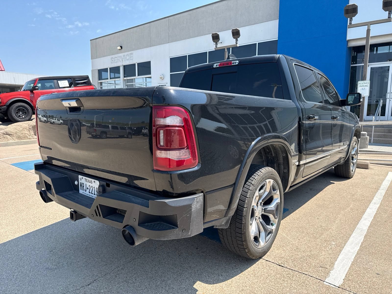 Used 2019 RAM 1500 Limited w/ Advanced Safety Group RWD image 8