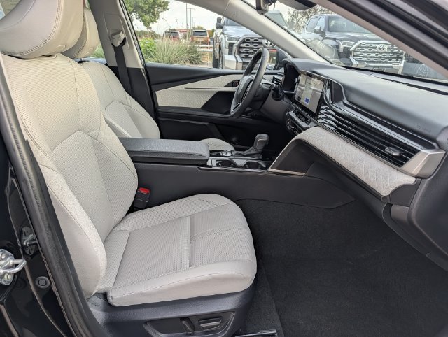 Used 2026 Toyota Camry XLE AWD/4WD image 31