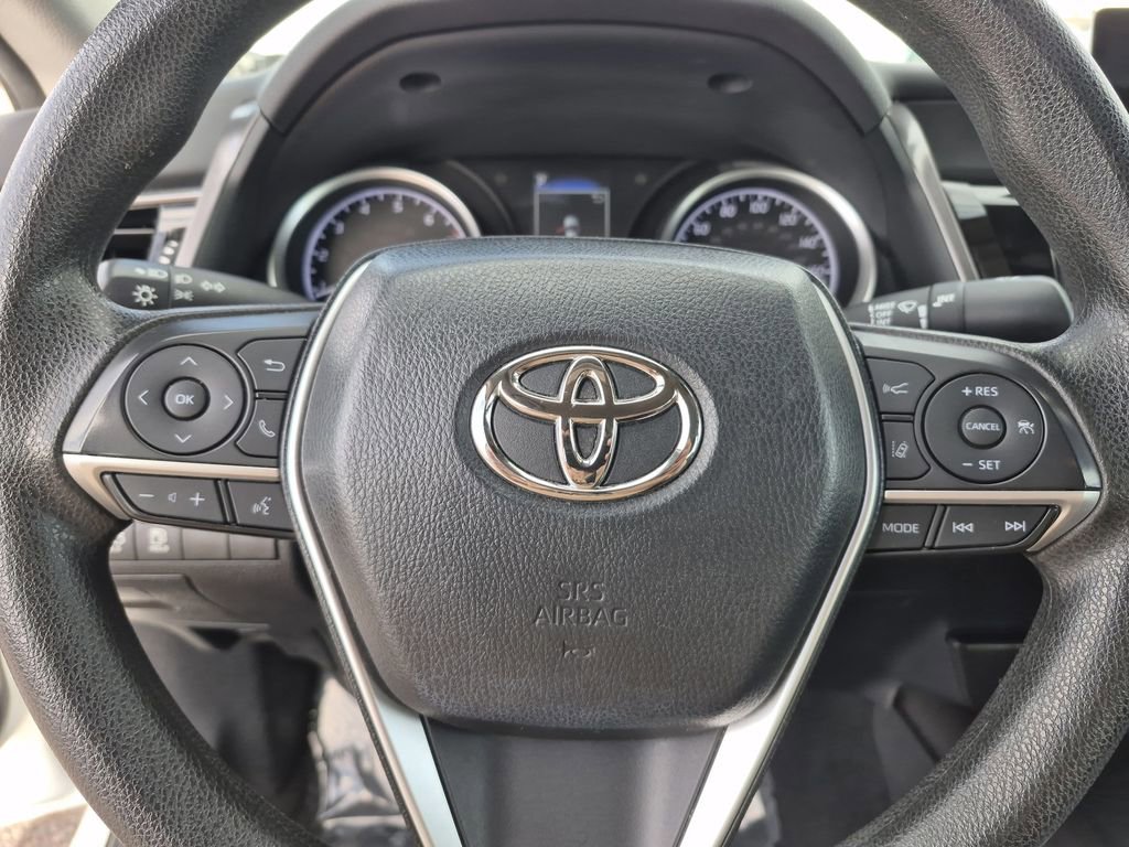 Used 2023 Toyota Camry LE image 18