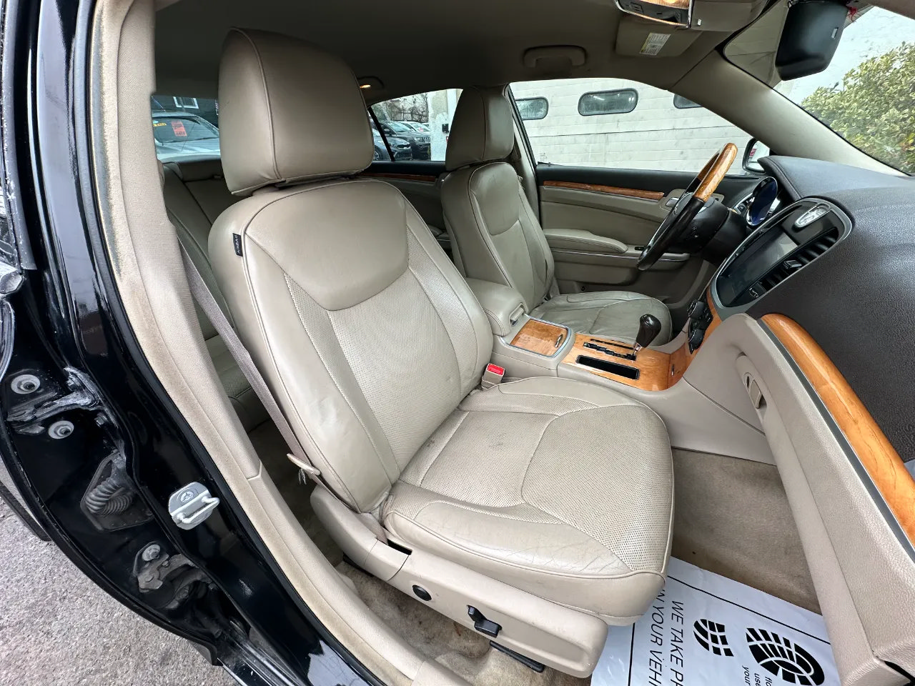 Used 2014 Chrysler 300 C RWD image 46