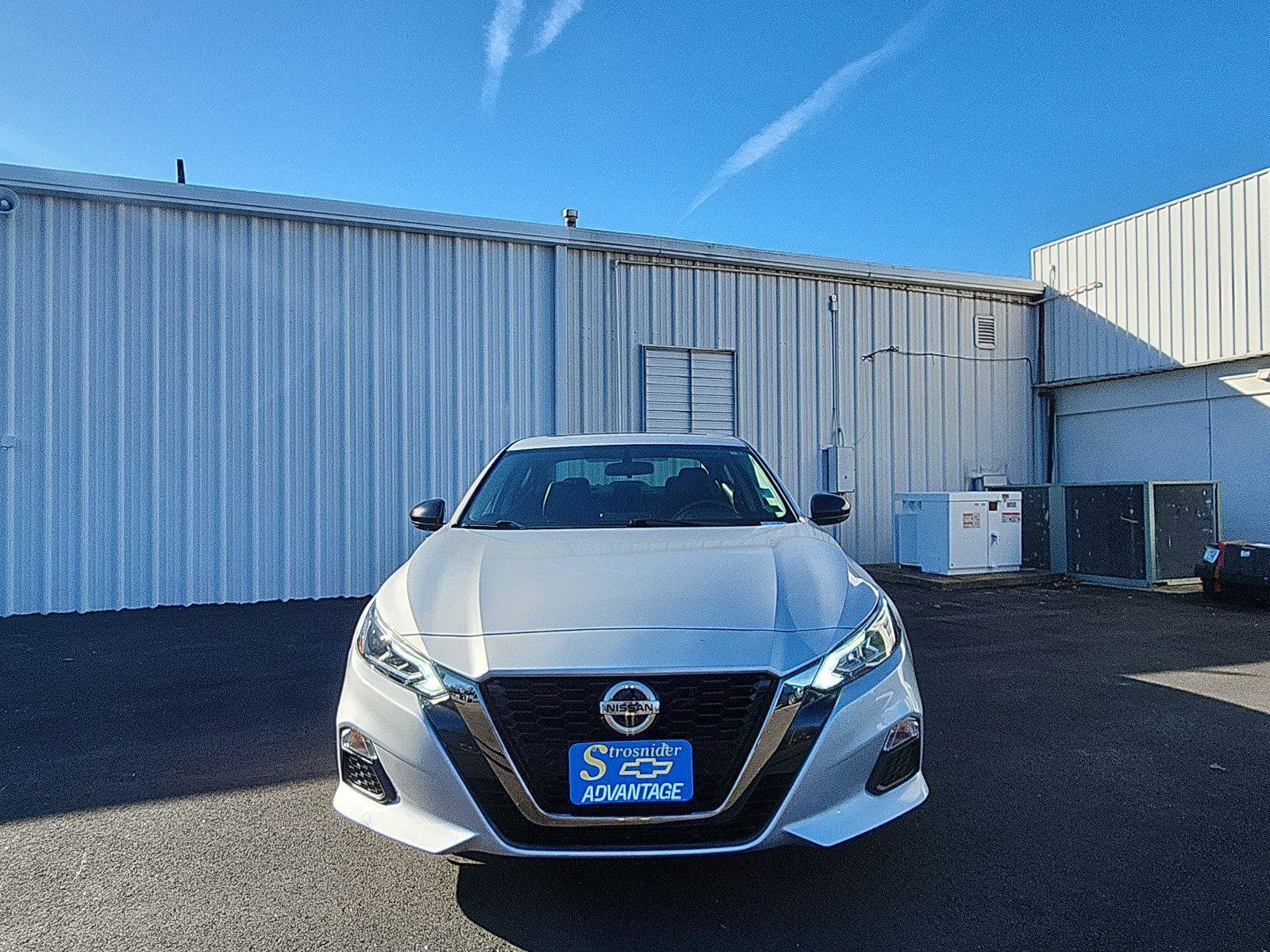 Used 2019 Nissan Altima 2.5 SR w/ SR Premium Package image 8