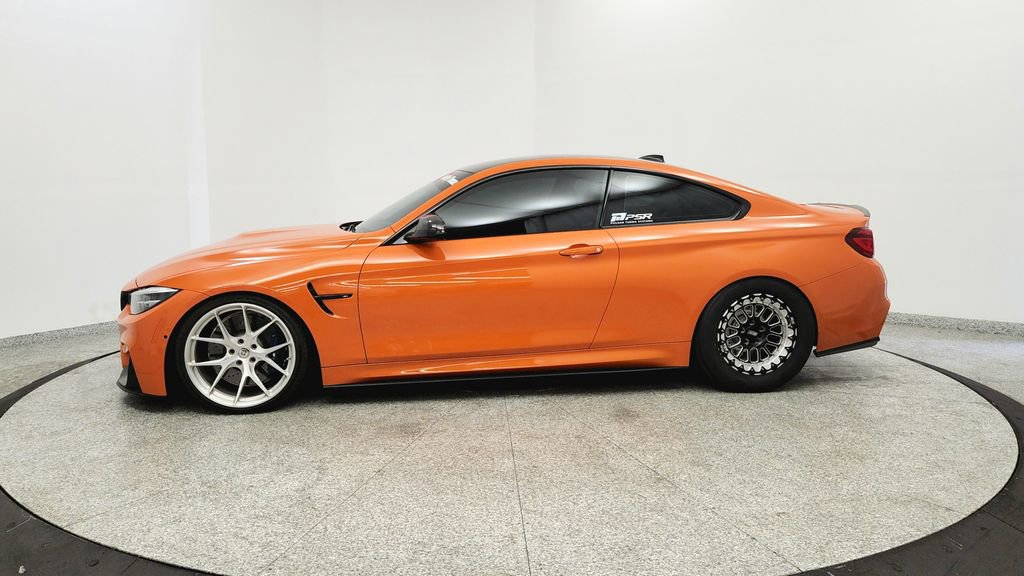 Used 2020 BMW M4 Coupe w/ Competition Package RWD image 2