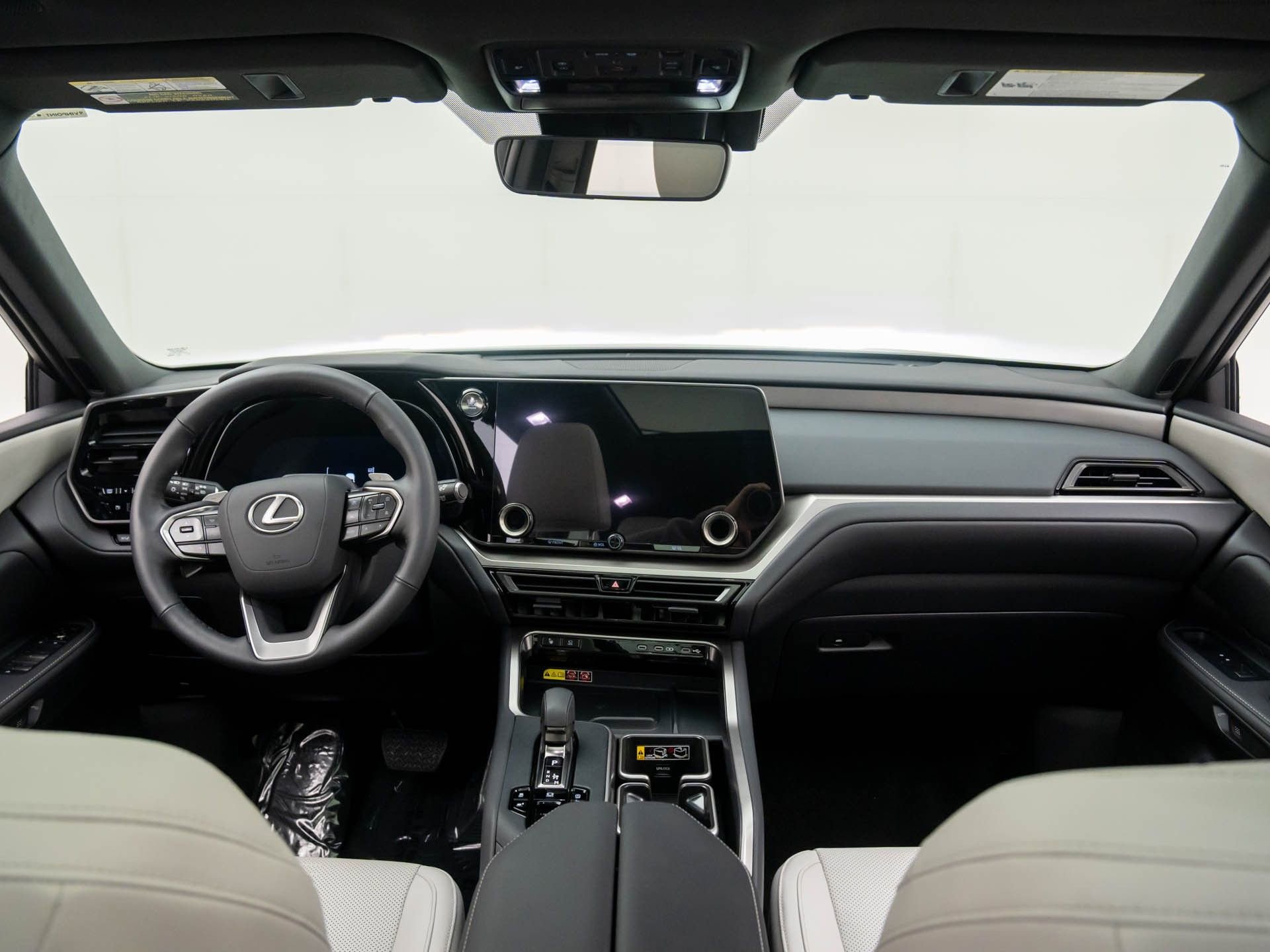 Used 2025 Lexus TX 350 AWD image 9