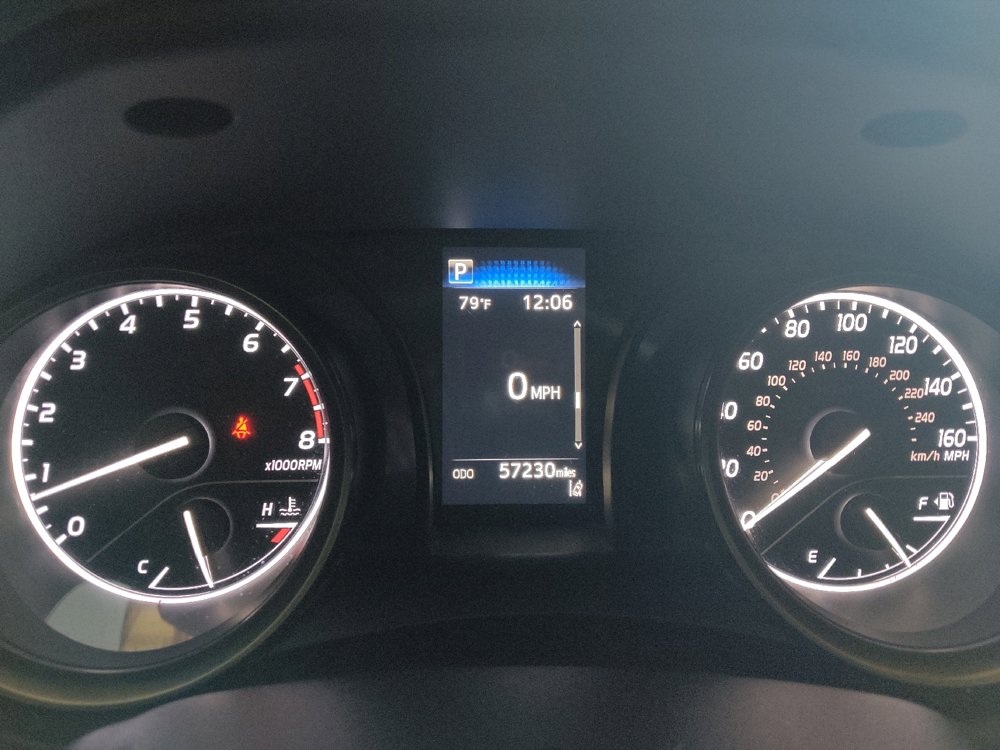 Used 2021 Toyota Camry SE FWD image 23