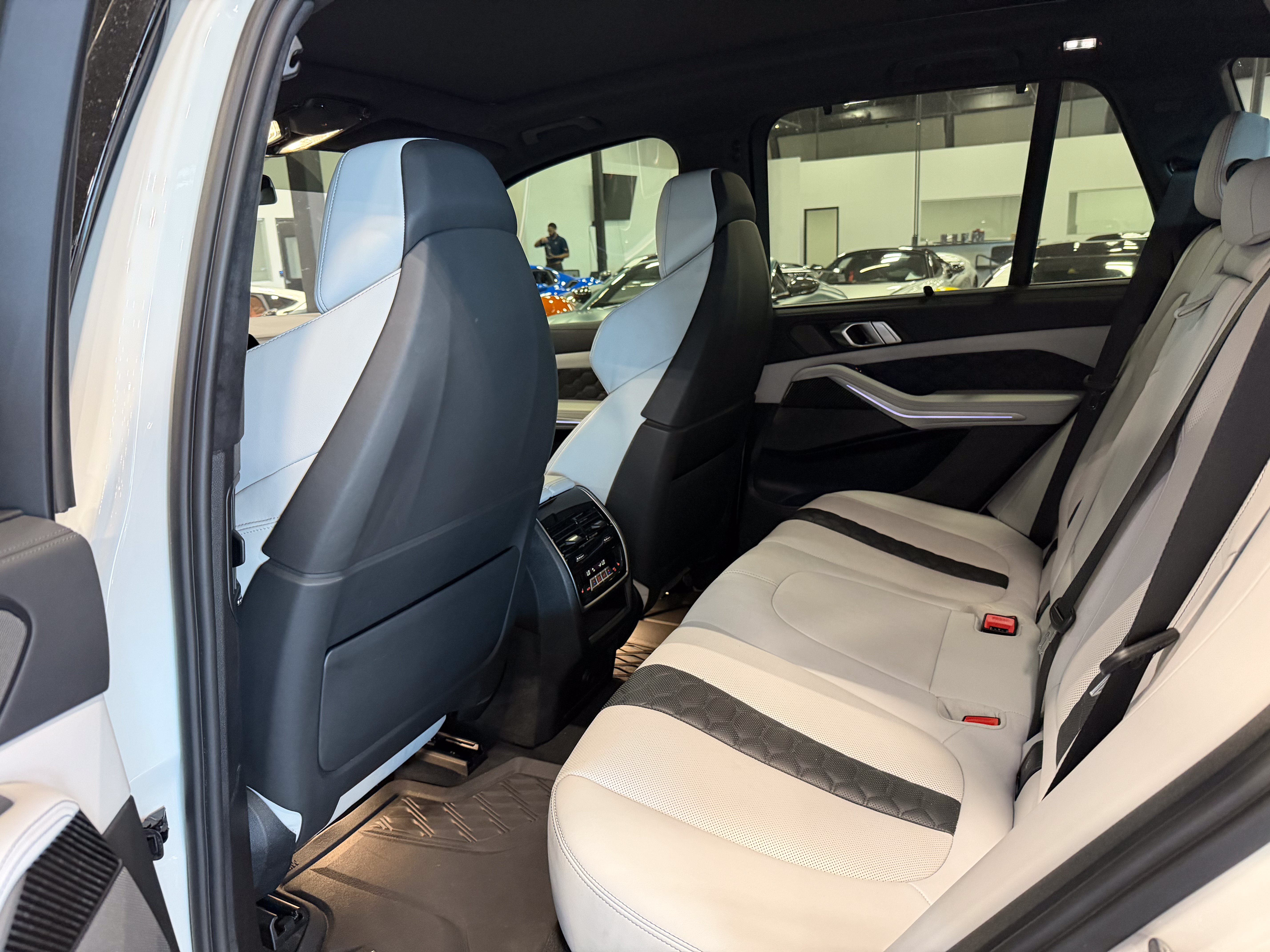 Used 2023 BMW X5 M w/ Executive Package AWD/4WD image 5