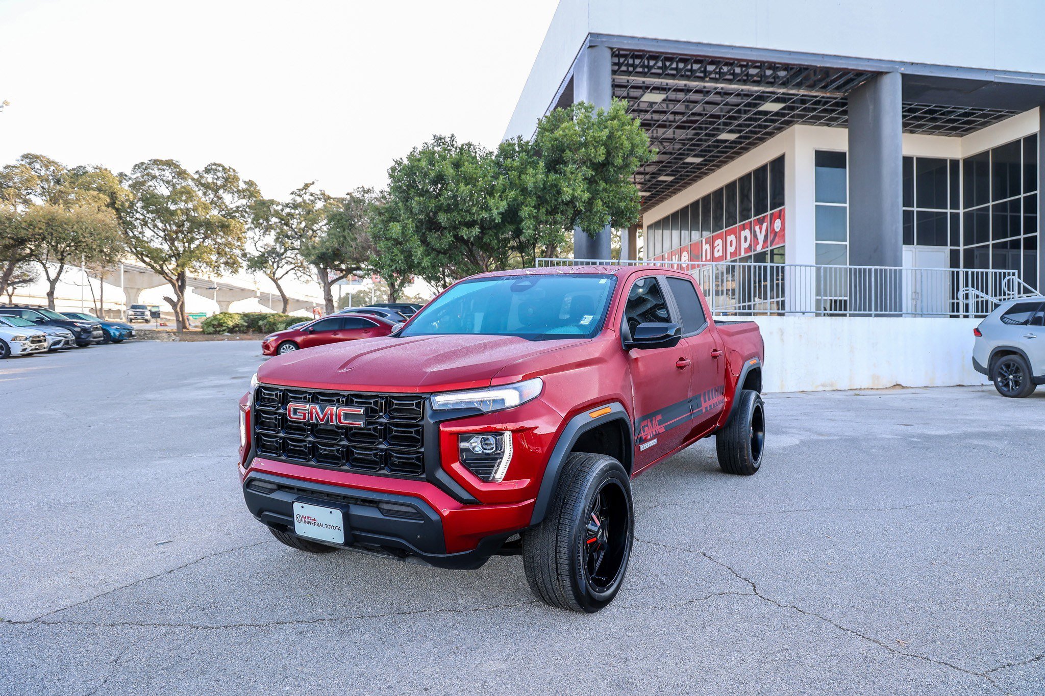 Used 2024 GMC Canyon Elevation w/ Trailering Package image 3