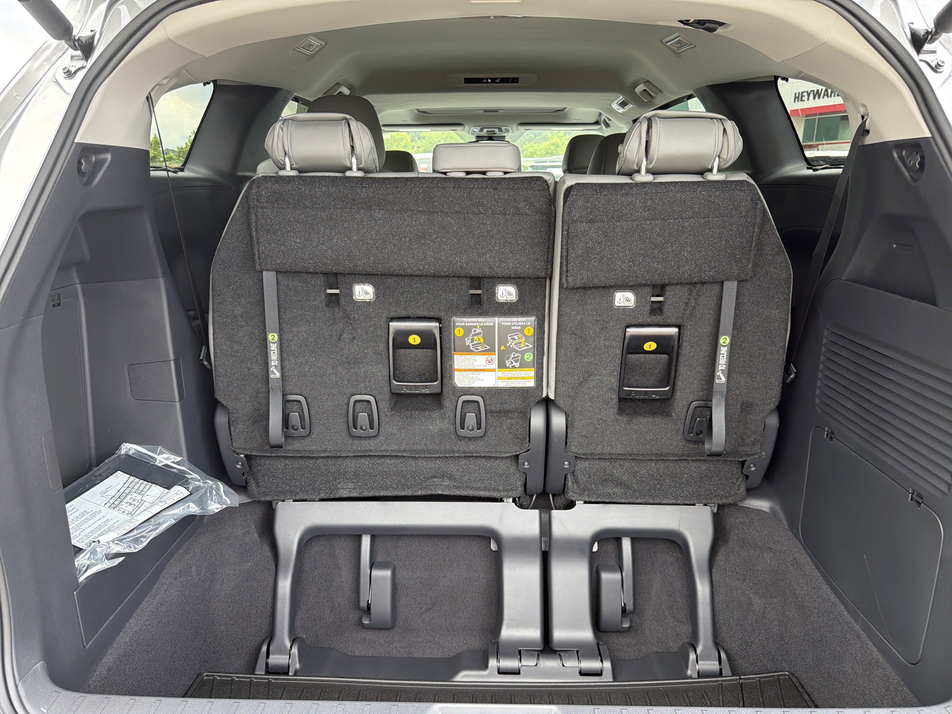 New 2026 Toyota Sienna XLE AWD/4WD image 18