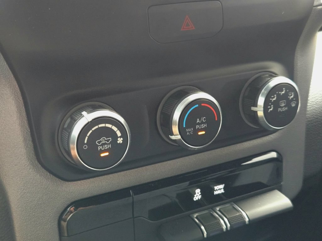 Used 2022 RAM 1500 Big Horn AWD/4WD image 31